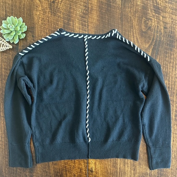 Philosophy | Black V-neck Sweater with Chunky Cream Stitching Details, NWT - Picture 2 of 7